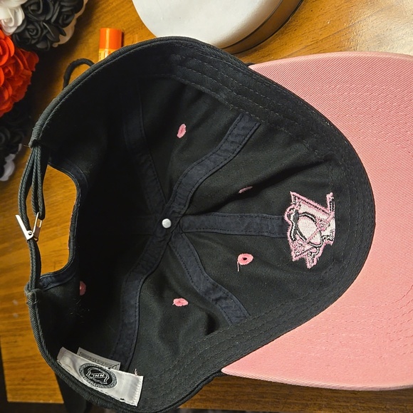 Penguins ball cap - Picture 3 of 3
